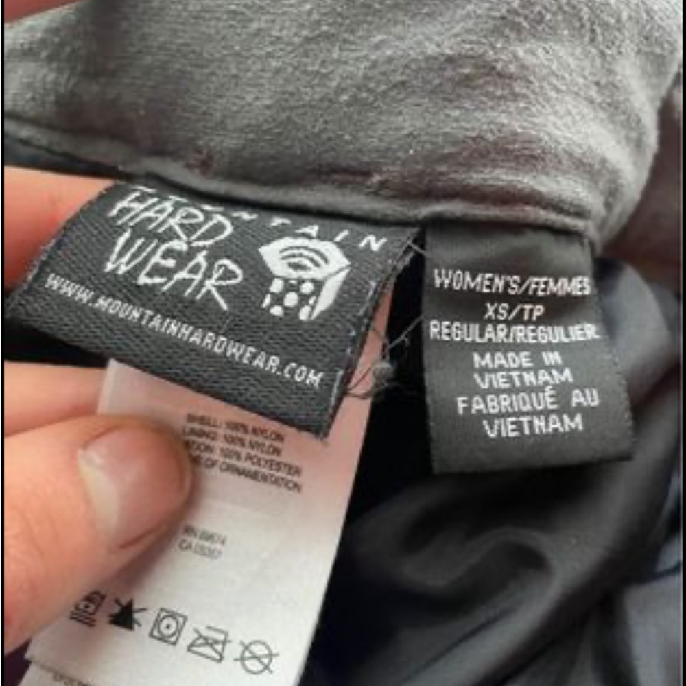 Mountain hardware snow pants